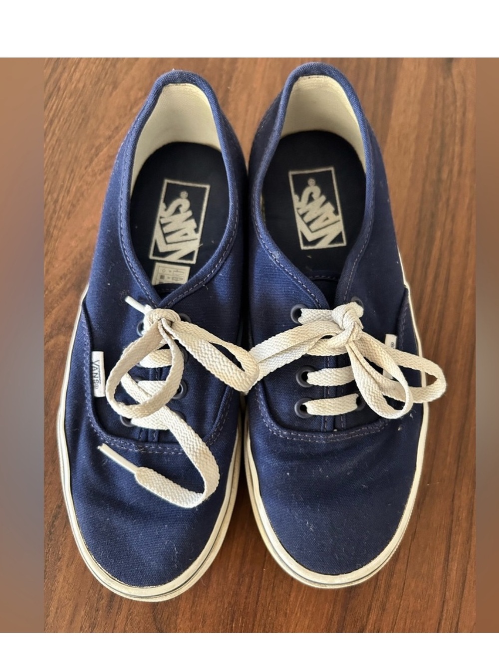 Classic Vintage Navy Canvas Lace-Up Vans Sneakers